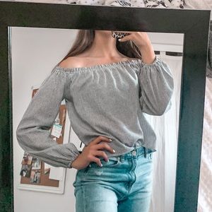 brandy melville off the shoulder top!